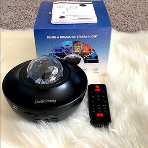 Remote night light projector